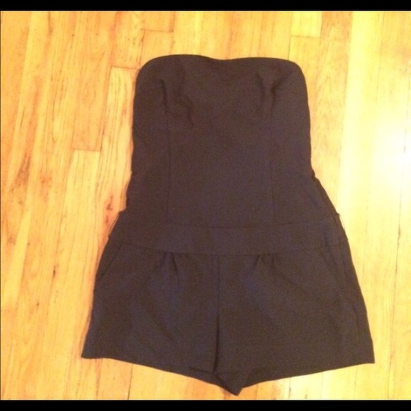 ⚡️SALE⚡️ Express Black Romper