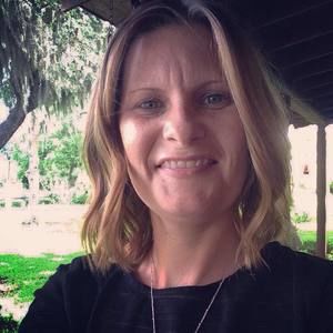 Meet your Posher, Carla