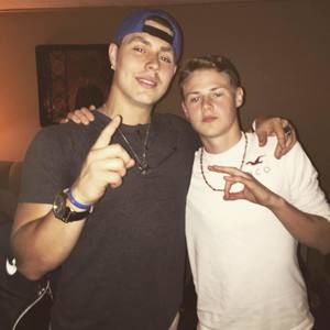 Meet your Posher, Alex