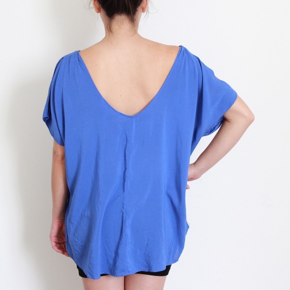 Host Pick / BCBGeneration Arm Slit High-Low Shirt - Picture 3 of 3