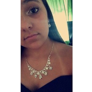 Meet your Posher, Toni