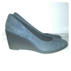 Worn once! Clarks navy blue suede wedges