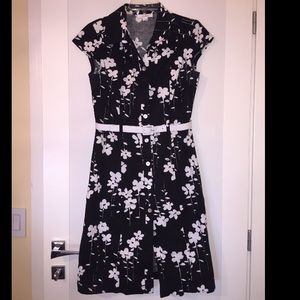 Dressbarn Floral Belted Dress. Suits all figures!!