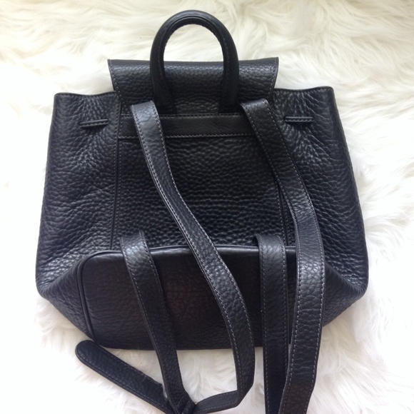 LAST CHANCE❗️Authentic Coach Bucket Backpack - Picture 2 of 4