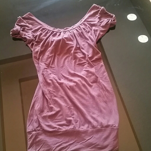 Plum knotted top