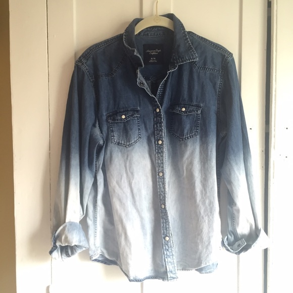Rad American Eagle ombré denim shirt.