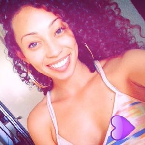 Meet your Posher, Karina