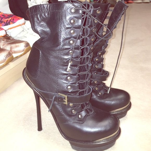 Alexander McQueen Leather lace up boots - Picture 1 of 3