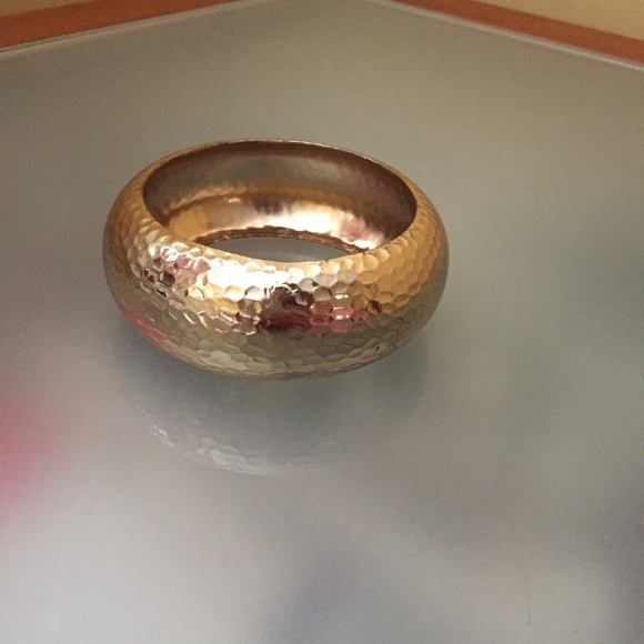 Gold bangle - Picture 2 of 2