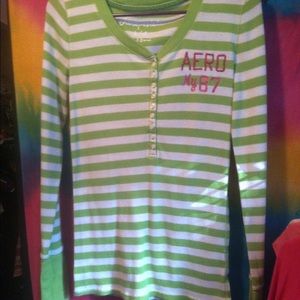 Striped aero top