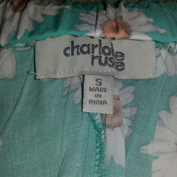 Flowy aqua daisy print shorts - Picture 3 of 4