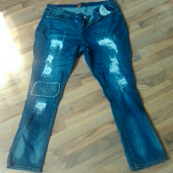 Distressed jeans plus size 24