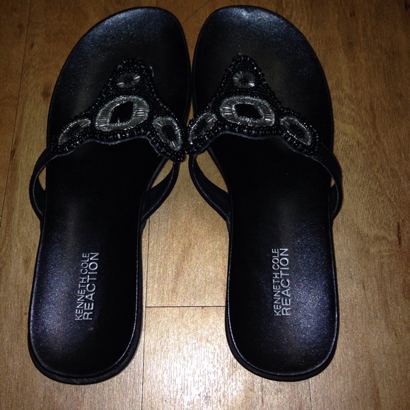 Sandals - Picture 3 of 4