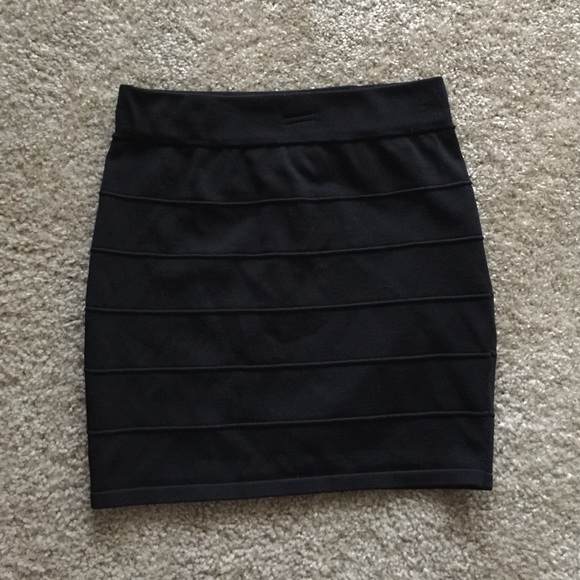 black pencil skirt