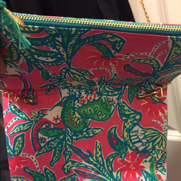 Custom made never used lilly purse/clutch - Picture 2 of 4