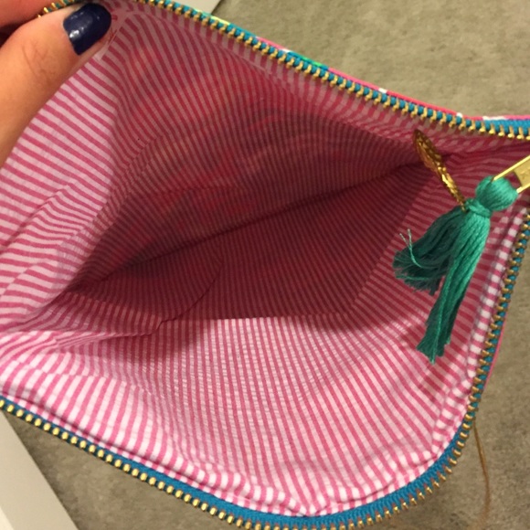 Custom made never used lilly purse/clutch - Picture 4 of 4