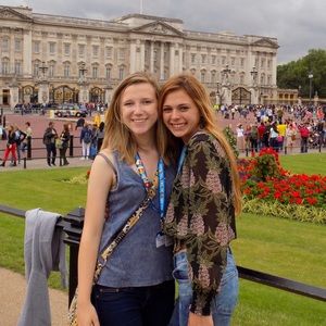 Meet your Posher, Gillian