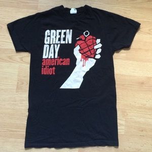 Green Day shirt!