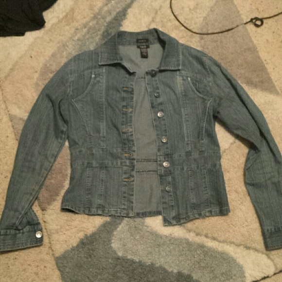 button down denim jacket