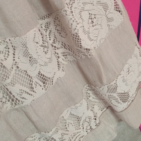 Spaghetti strap dress - Picture 2 of 4