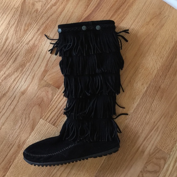Black 5 layer Minnitonka Boots! (Gently worn)