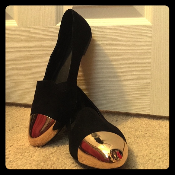 Gold tip flats