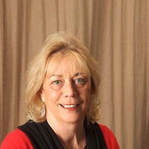 Meet your Posher, Debbie