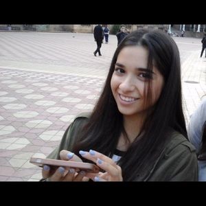 Meet your Posher, Ida