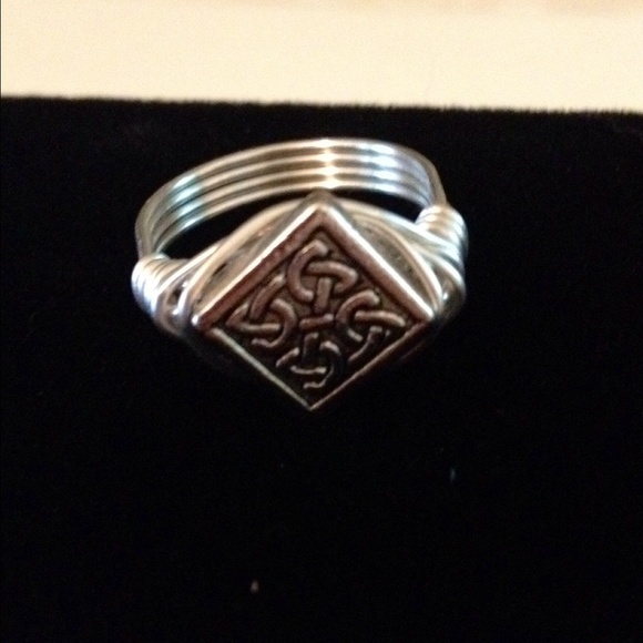 Celtic Wrap Ring - Picture 2 of 2