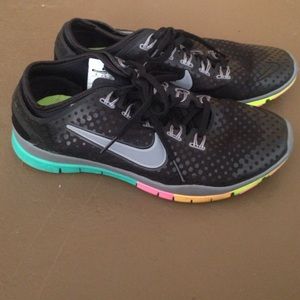 NIKE FREE RUN 5.0