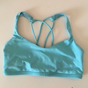 Lululemon Free to Be Bra