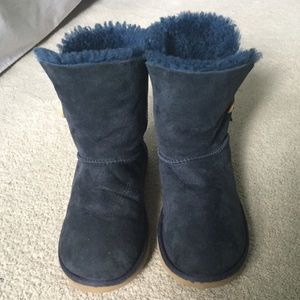 Navy Bailey Button Uggs