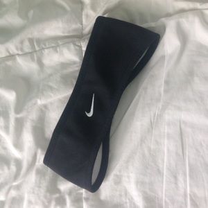 Nike reversible black headband