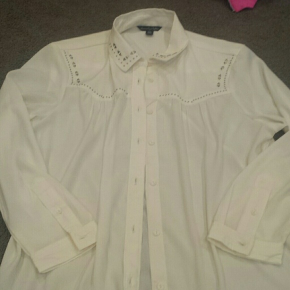American Eagle blouse button up