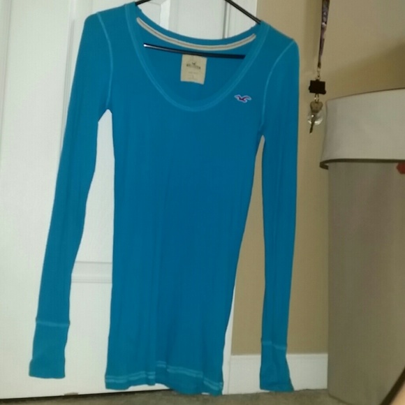 Long sleeve blue shirr