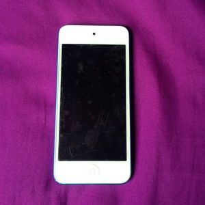 iPod touch 5th gen. Blue