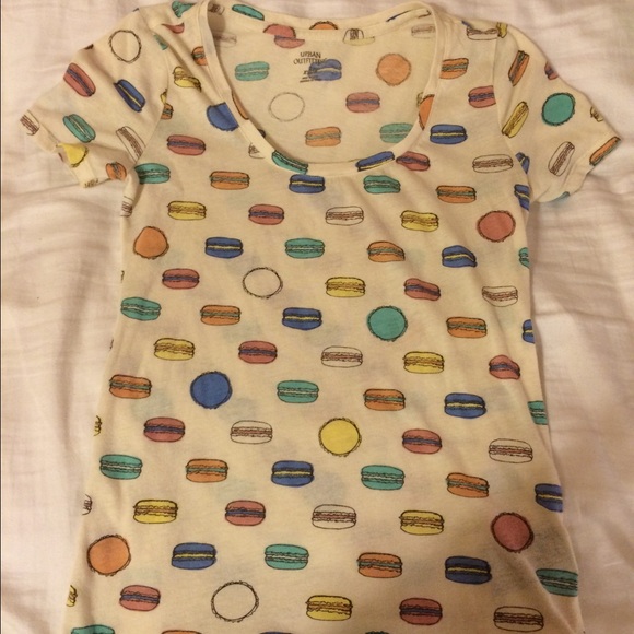urban outfitters macaroon shirt