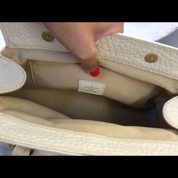 Louis Vuitton Mini Lin Trapeze bag - Picture 3 of 4