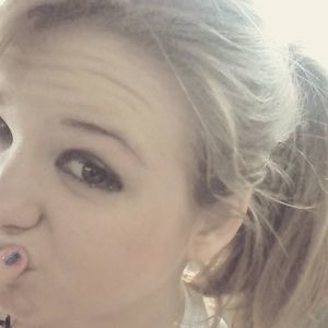 Meet your Posher, Cassie