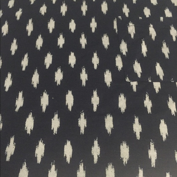 Loft Brushed Ikat Cuffed Tee in Navy NWT