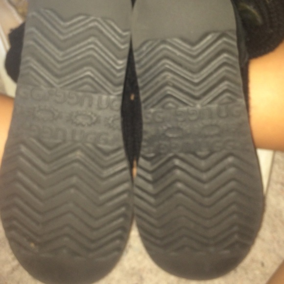 Uggs - Classic Cardy Crochet (black) - Picture 3 of 4