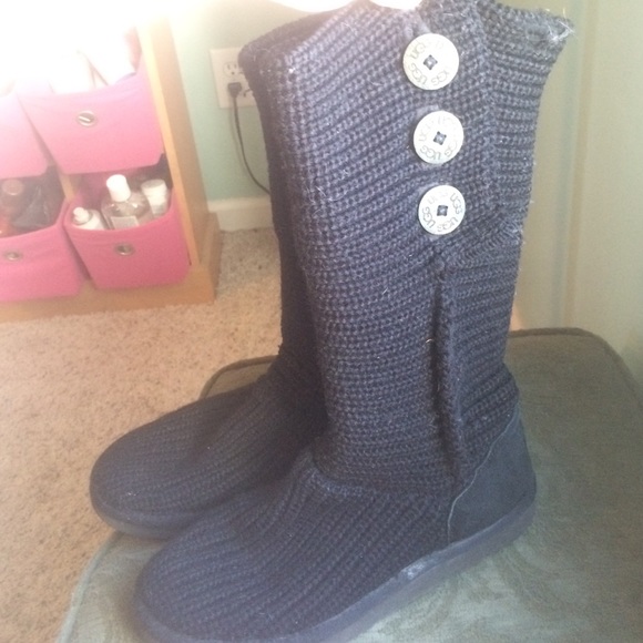 Uggs - Classic Cardy Crochet (black) - Picture 4 of 4