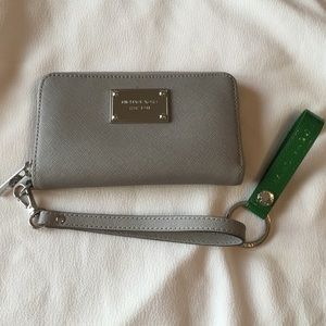 Michael Kors wristlet