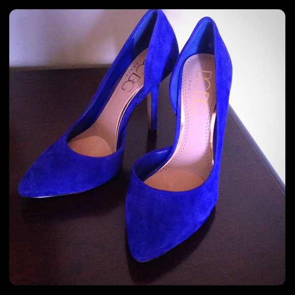 BCBG Sapphire blue pumps Size 6
