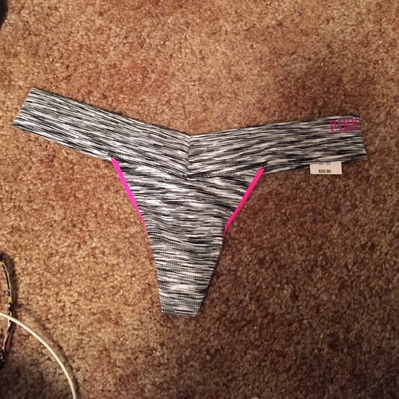 BRAND NEW VS Pink Thong