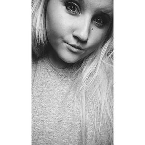 Meet your Posher, Madison