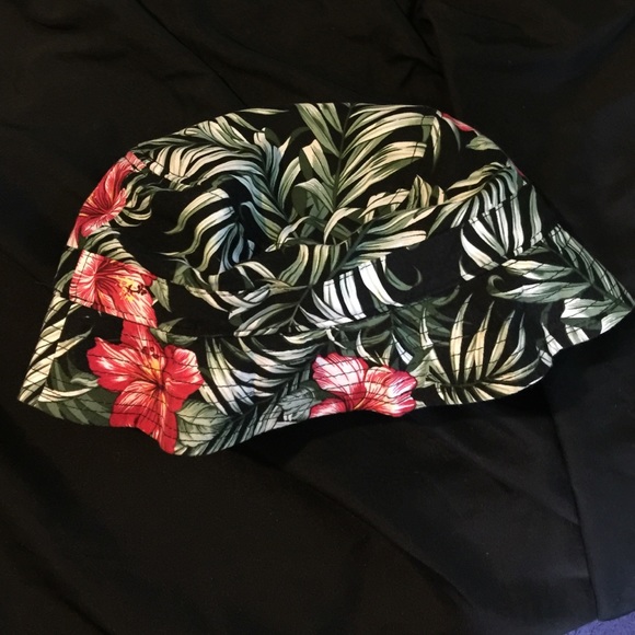 Floral bucket hat