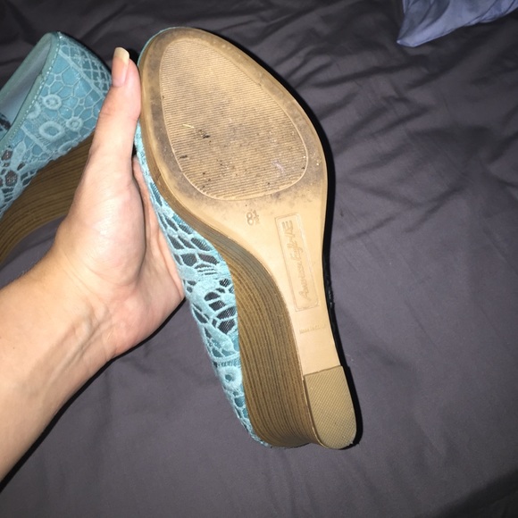 AE Heels - Picture 3 of 3