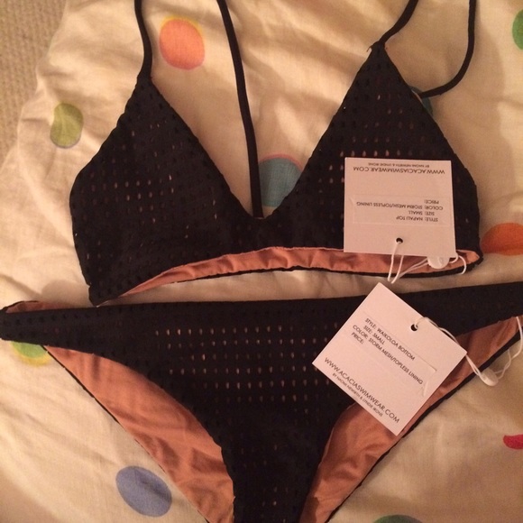Waikoloa set in storm mesh size small