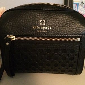 Black crossbody💗 Kate Spade Perry Lane